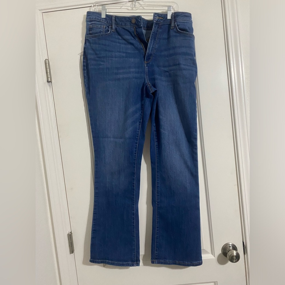 Women’s curvy bootcut jeans size 14